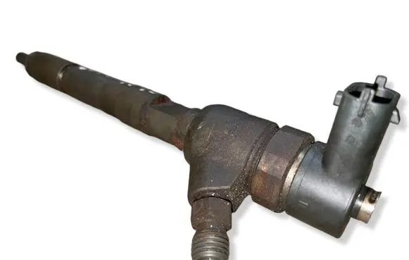 Opel Combo C Fuel injector 0445110083