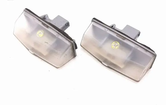 Lexus RX 450H Number plate light