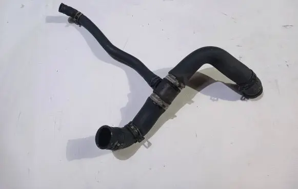 Chevrolet Camaro Engine coolant pipe/hose