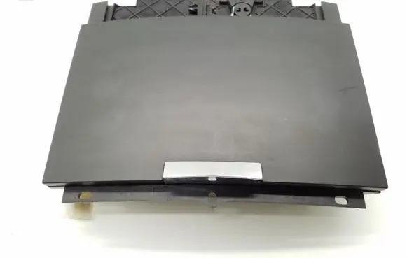 Volkswagen Touareg I Ashtray (front) 7L6857961C 7L6863071E