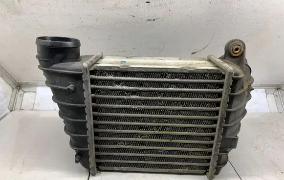 Audi TT Mk1 Intercooler radiator 8N0145803C
