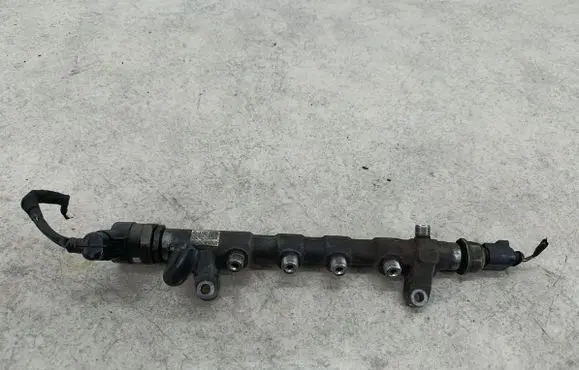 Volkswagen PASSAT B7 Fuel main line pipe 03L089N