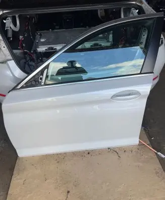 BMW 5 G30 G31 G38 Front door 2577355