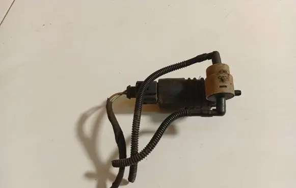 Audi A3 S3 8P Windscreen/windshield washer pump 1J0973722
