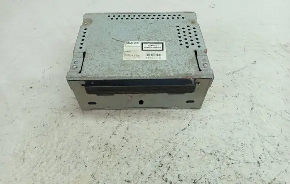 Radio/CD/DVD/GPS head unit