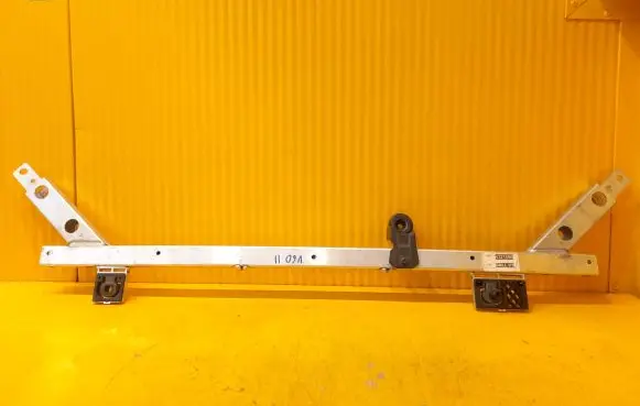 Volvo V60 Radiator support slam panel bracket 32244775 20021908