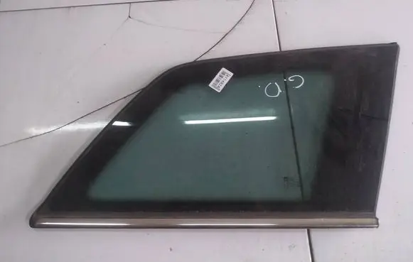 Opel Astra H Rear side window