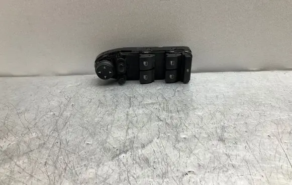 BMW 5 E60 E61 Electric window control switch 9122111 08W16E01 MT155100149