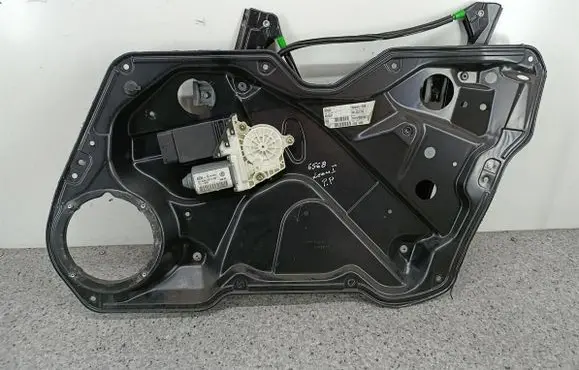 Seat Leon (1M) Front door window regulator with motor