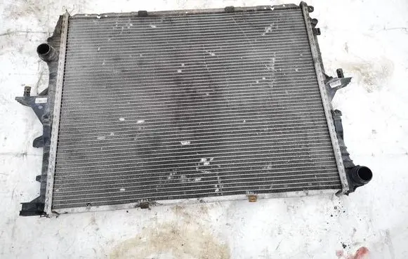 Audi Q7 4L Coolant radiator 7L0121253A