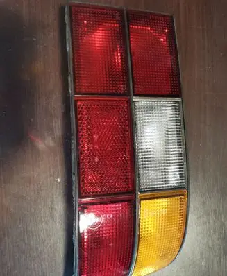 Porsche 928 Rear/tail lights 53246R23 21373R3 53246R7
