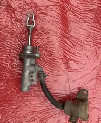 Mitsubishi Pajero Pinin Master brake cylinder
