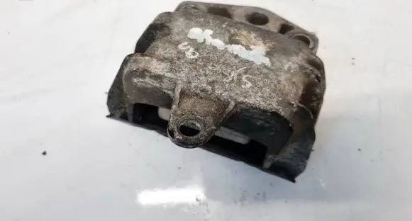 Ford Galaxy Engine mount bracket 7M3199555