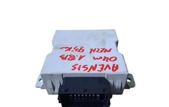 Toyota Avensis T250 Window wiper relay 150696