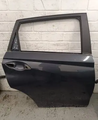 Hyundai Bayon Rear door
