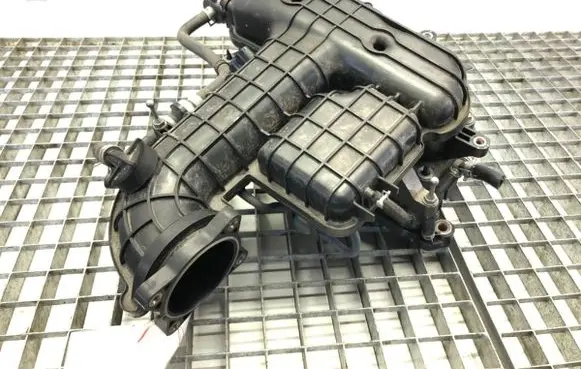 KIA Stinger Intake manifold