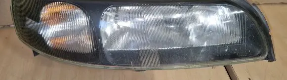 Volvo V70 Headlight/headlamp 8693548 89007898