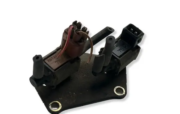 Mitsubishi Colt Turbo solenoid valve K5T48277 7512