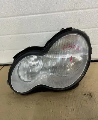 Mercedes-Benz C W203 Headlight/headlamp A2038200761 F312