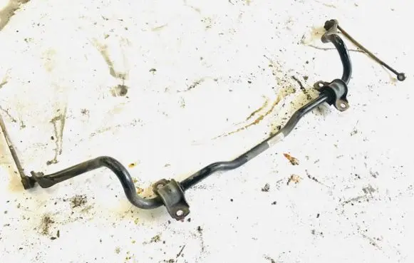Volvo V40 Front anti-roll bar/sway bar AV615482EB