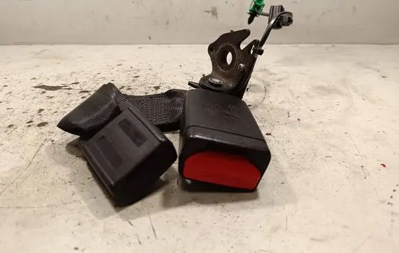 Jaguar XF X260 Rear seatbelt buckle 628913900G