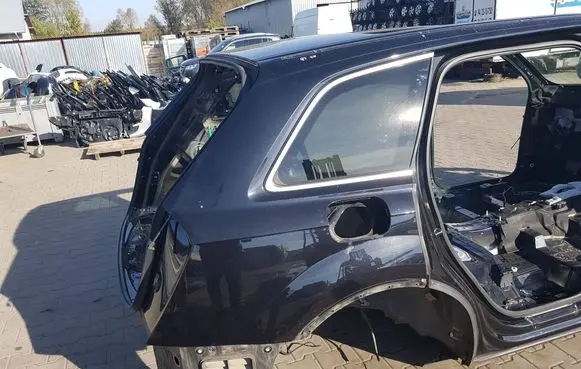 Audi Q7 4M Rear quarter panel 
