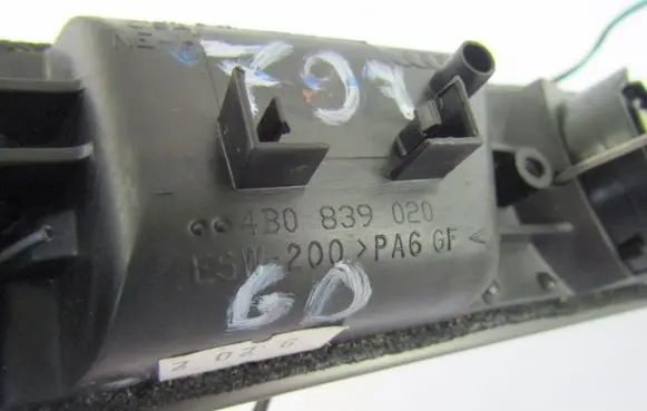 Audi A6 S6 C5 4B Rear door interior handle 4B0839020