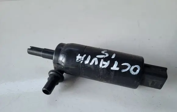 Skoda Octavia Mk3 (5E) Windscreen/windshield washer pump 6R0955681