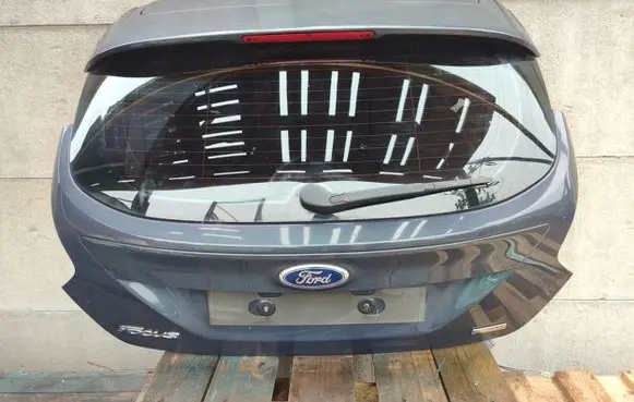 Ford Focus Tailgate/trunk/boot lid