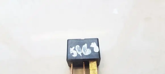 Mitsubishi Outlander Other relay MR5885657 ACV31212