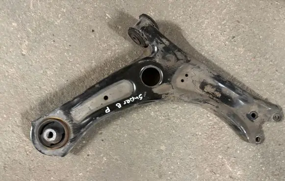 Skoda Superb B6 (3T) Rear suspension control arm 