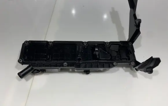 Ford Transit - Tourneo Connect Rocker cam cover M06042A190