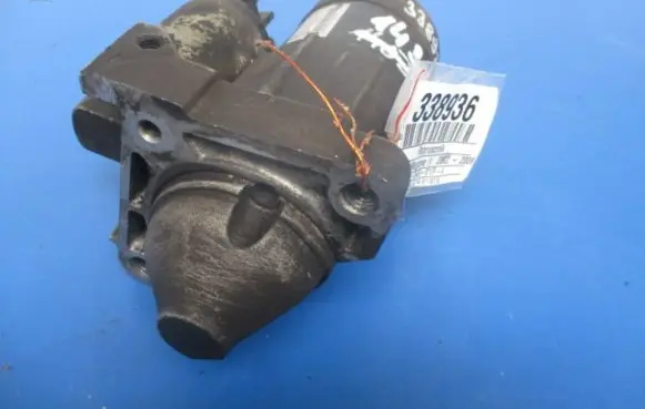 Renault Megane II Starter motor 8200227092