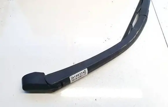 Honda FR-V Rear wiper blade arm 17881