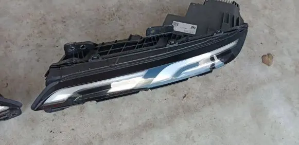 BMW 7 G70 Headlight/headlamp 9450079
