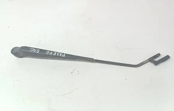 Mitsubishi Pajero Rear wiper blade arm 04660EWB