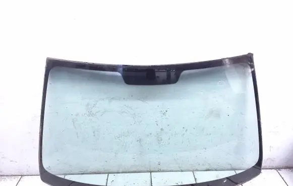 Hyundai Elantra Front windscreen/windshield window AS1