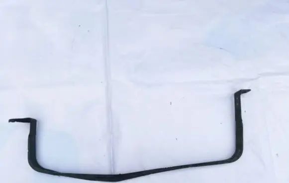 Ford Focus Fuel tank mounting bracket 