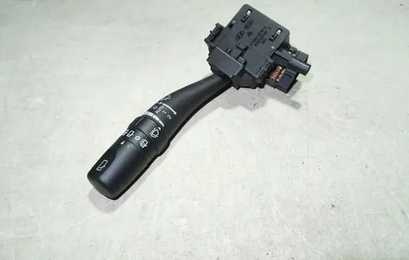 Hyundai Santa Fe Wiper control stalk 202005765