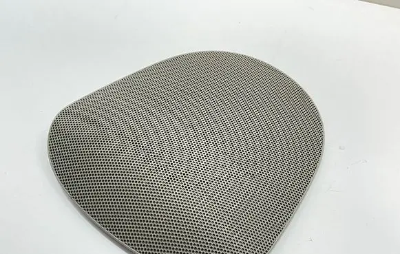 Side speaker trim/cover