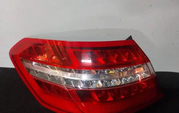 Mercedes-Benz E W212 Rear/tail lights A2129066801 775517 83006