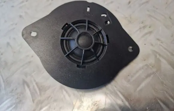Audi A4 S4 B8 8K Panel speaker 8T0035399A