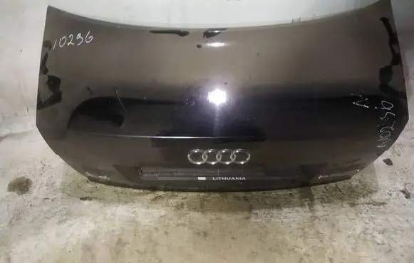 Audi A4 S4 B6 8E 8H Tailgate/trunk/boot lid juodas