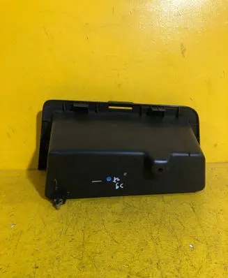 Chevrolet Captiva Glove box 96630544