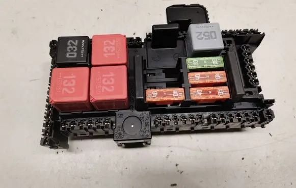 Mercedes-Benz C W205 Fuse module A2059068501
