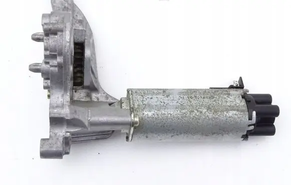 Volvo XC90 Seat adjustment motor 900185-102