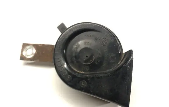 Nissan Almera N16 Horn signal 703881157
