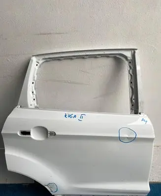 Ford Kuga II Rear door