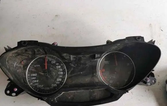 Audi A4 S4 B8 8K Speedometer (instrument cluster) 8K0920900