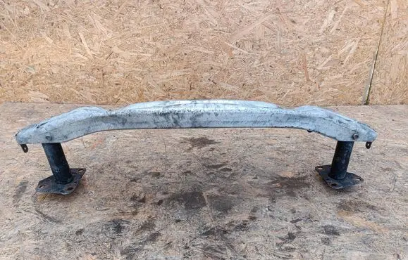 Audi A4 S4 B7 8E 8H Front bumper cross member